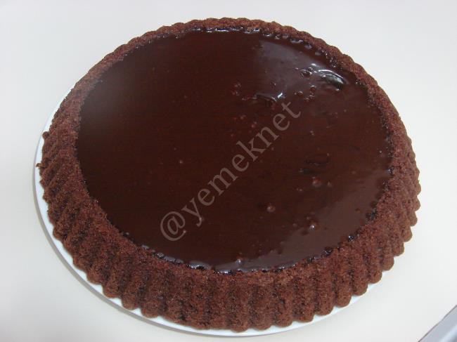 Ganajlı Çikolatalı Tart Kek Nasıl Yapılır? (13/20) Resimli Yemek