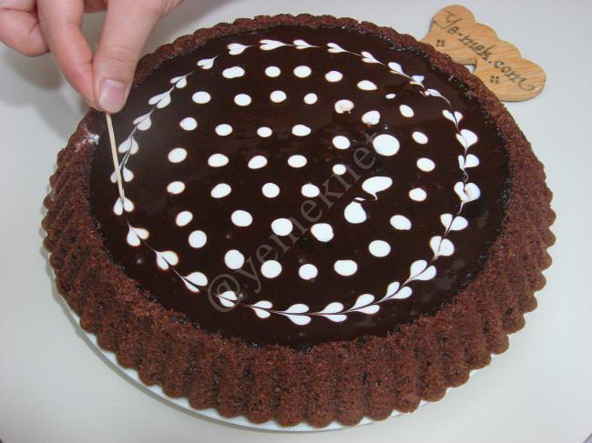 Ganajlı Çikolatalı Tart Kek Nasıl Yapılır? (15/20) Resimli Yemek