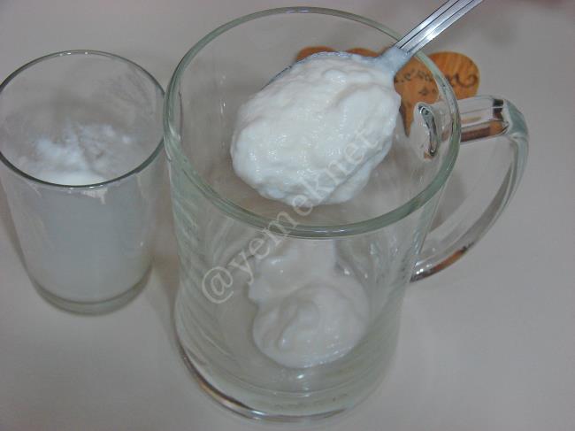 Göbek Eriten ve Kabızlık Gideren Yoğurt Kürü - Yapılışı (2/8) 