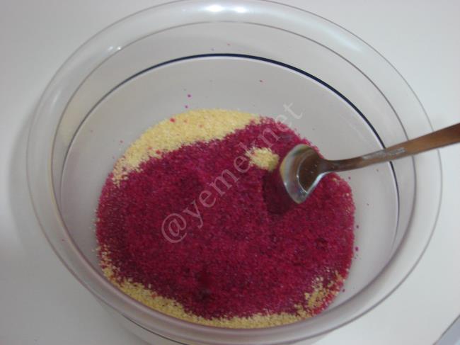 Kırmızı Pancarlı Kısır - Yapılışı (4/12) 