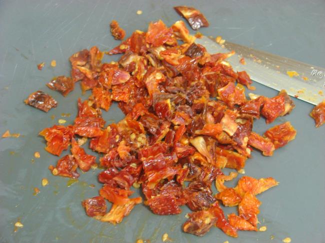 Kuru Domatesli Bulgur Pilavı - Yapılışı (3/12) 