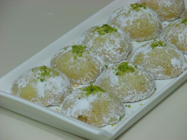 Tereyağlı Fıstıklı Un Kurabiyesi - Yapılışı (13/16) 