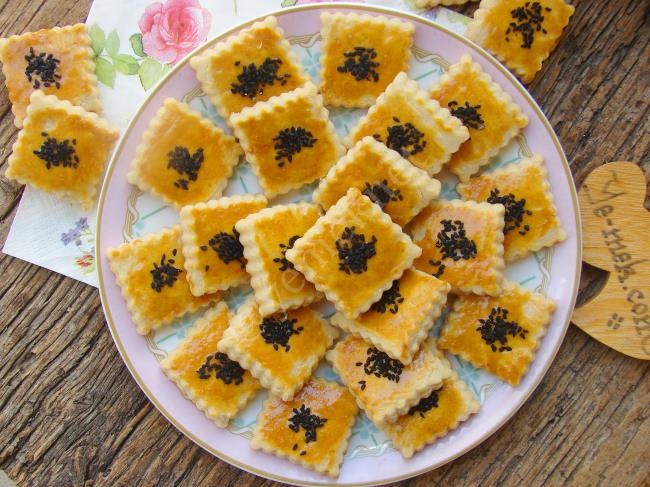 Tuzlu Kuru Pasta Tarifi, Nasıl Yapılır? (Resimli) Yemek Tarifleri