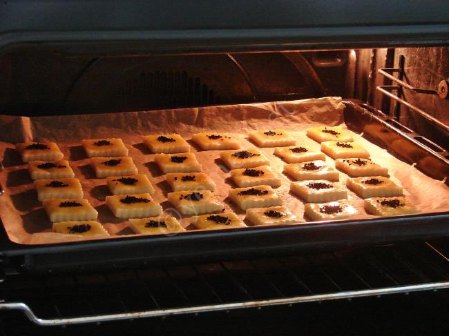 Tuzlu Kuru Pasta - Yapılışı (8/12) 