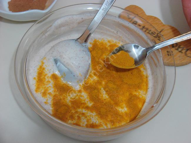 Zayıflatan Yoğurt Zencefil Zerdeçal Kürü - Yapılışı (8/12) 