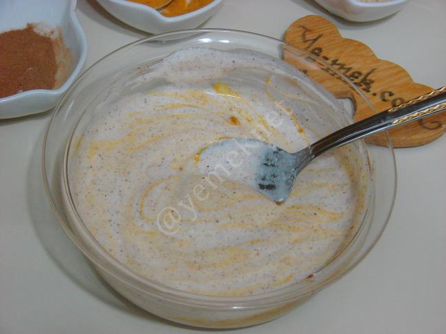 Zayıflatan Yoğurt Zencefil Zerdeçal Kürü - Yapılışı (9/12) 