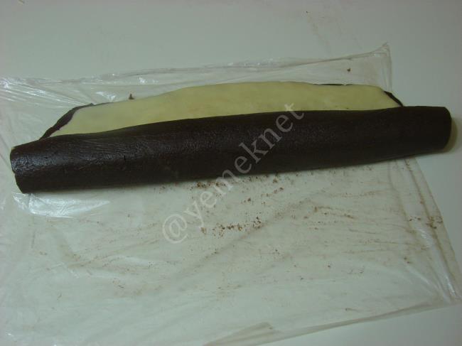 İki Renkli Spiral Kurabiye - Yapılışı (10/16) 