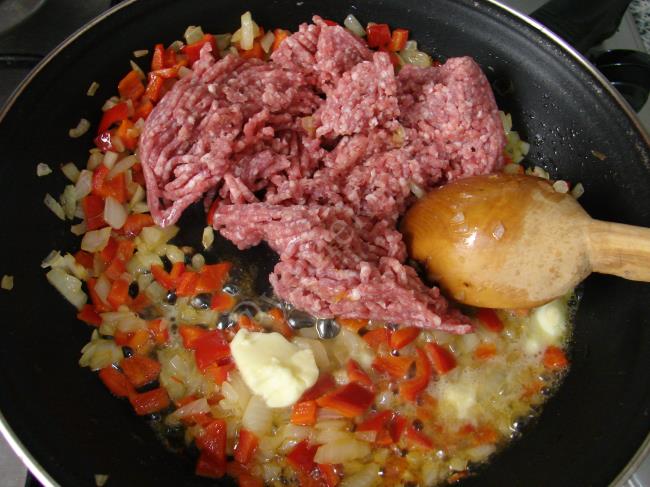 Kıymalı Çökertme Kebabı - Yapılışı (3/12) 