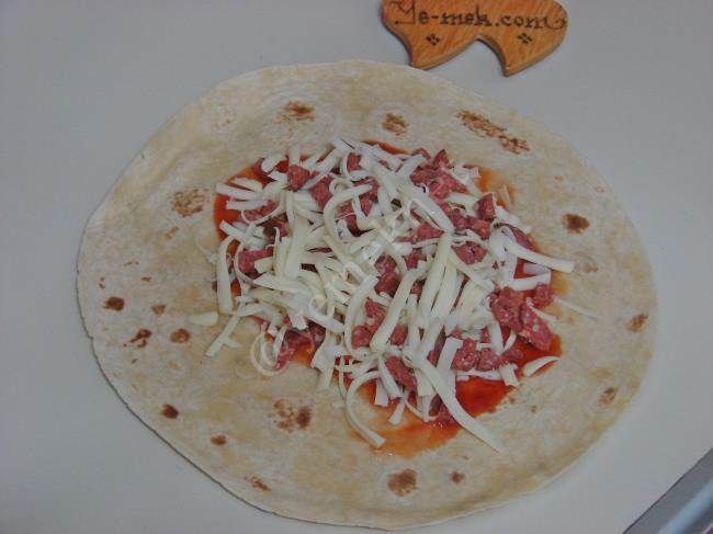 Lavaş Tostu - Yapılışı (5/12) 