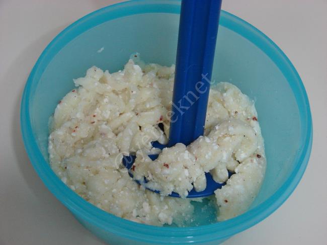 Patatesli Şerit Poğaça - Yapılışı (7/16) 