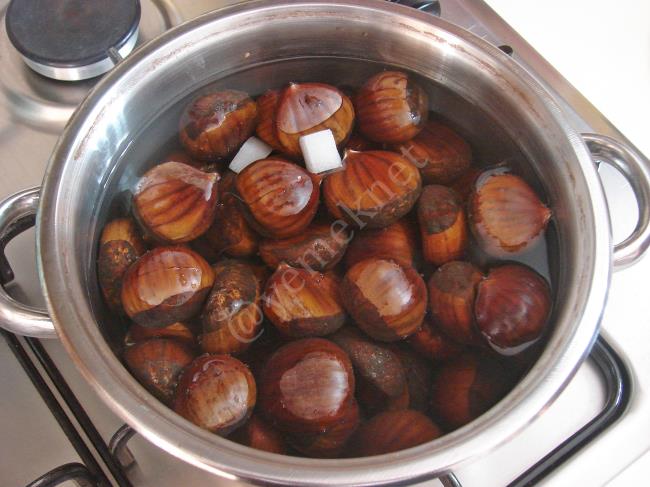 Suda Kestane Haşlama - Yapılışı (3/8) 