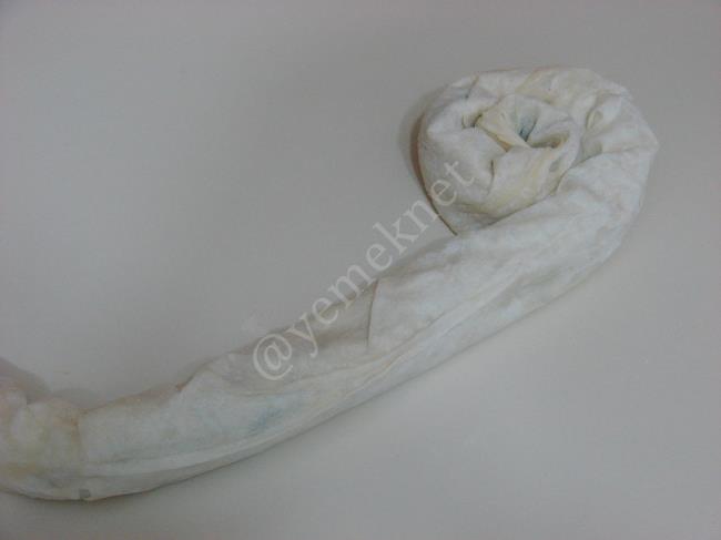 Tavada Ispanaklı Kol Böreği - Yapılışı (8/16) 