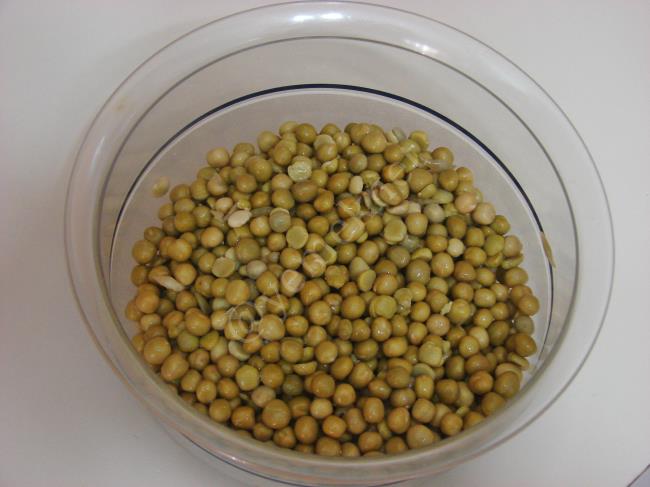 Yoğurtlu Bezelye Salatası - Yapılışı (2/12) 