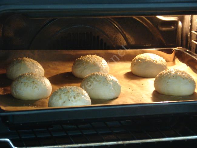 Ev Yapımı Hamburger Ekmeği - Yapılışı (9/12) 