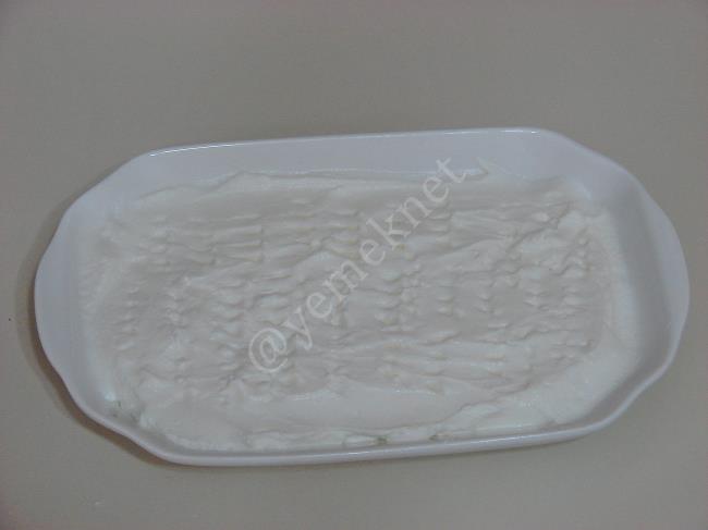 Kahvaltılık Pekmezli Yoğurt - Yapılışı (3/8) 