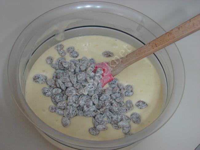 Kuru Üzümlü Kek - Yapılışı (8/16) 