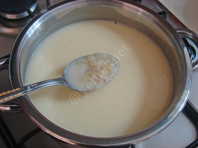Yoğurtlu Bulgur Çorbası - Yapılışı (7/12) 