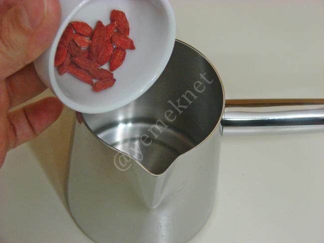 Zayıflatan Kilo Verdiren Goji Berry Çayı - Yapılışı (2/8) 