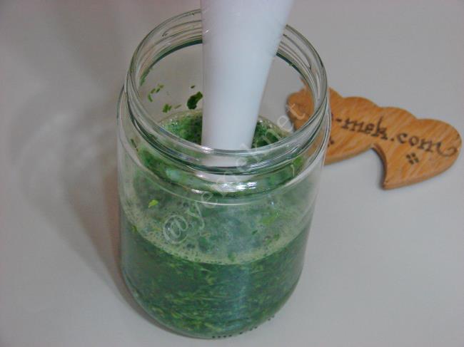 Zayıflatan, Cildi Sıkılaştıran Maydanoz Kürü - Yapılışı (5/12) 