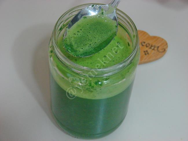 Zayıflatan, Cildi Sıkılaştıran Maydanoz Kürü - Yapılışı (8/12) 