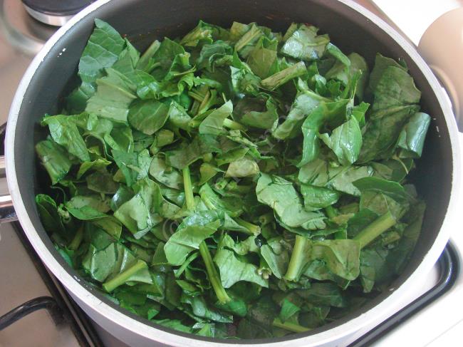 Bulgurlu Ispanak Yemeği - Yapılışı (4/12) 