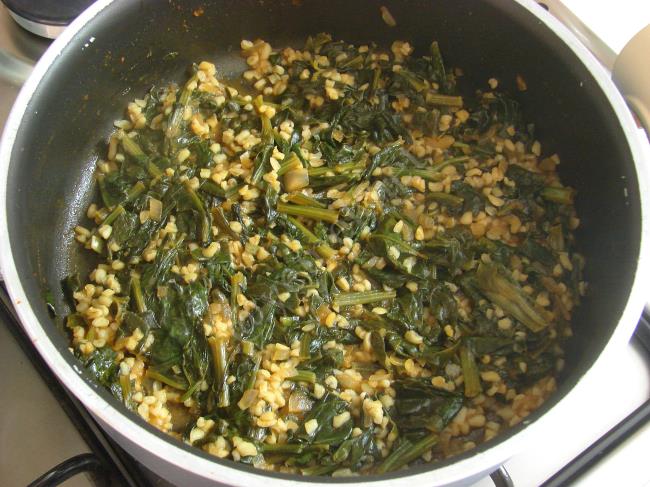 Bulgurlu Ispanak Yemeği - Yapılışı (8/12) 