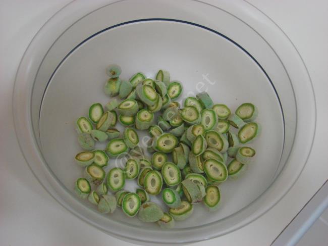 Çağla Salatası - Yapılışı (3/8) 