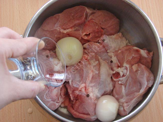 Düdüklü Tencerede Kuzu Tandır Kebabı - Yapılışı (4/12) 