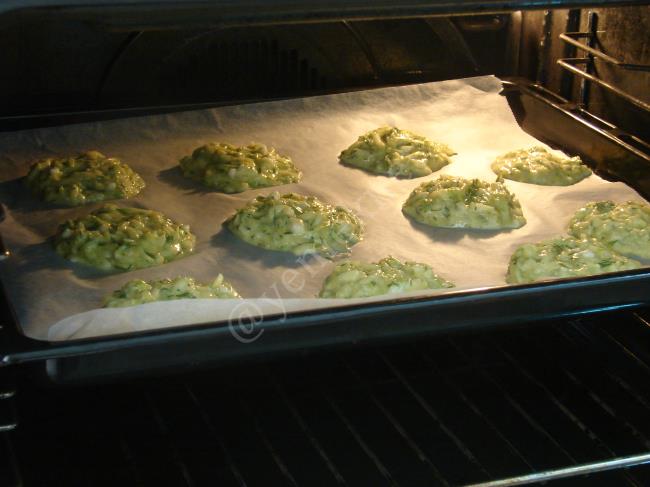 Fırında Kabak Mücver - Yapılışı (8/12) 