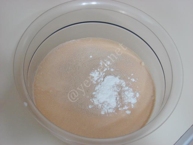 Kahvaltılık Pofuduk Ekmek - Yapılışı (2/12) 