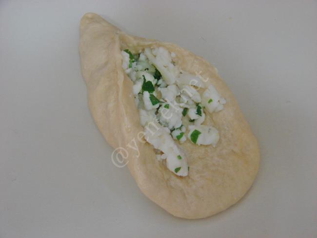 Pastane Poğaçası - Yapılışı (12/20) 