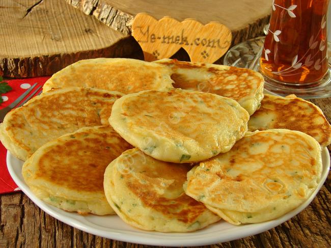 Peynirli Kaşık Dökmesi - Yapılışı (14/16) 