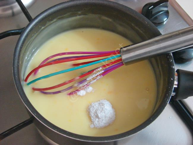 Portakal Soslu Kek - Yapılışı (13/20) 