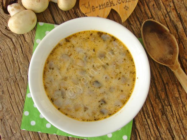 Yoğurtlu Mantar Çorbası - Yapılışı (14/16) 