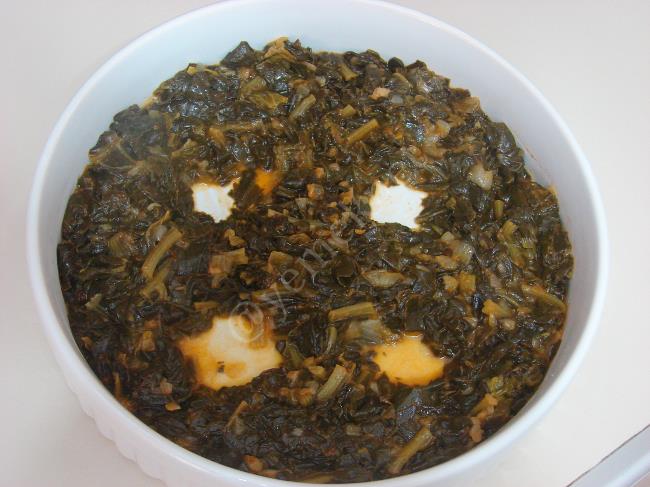 Fırında Yumurtalı Ispanak Yemeği - Yapılışı (7/12) 