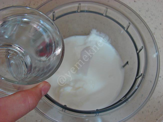 Köpüklü Susurluk Ayranı - Yapılışı (4/8) 