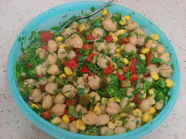 Nohut Salatası - Yapılışı (5/8) 