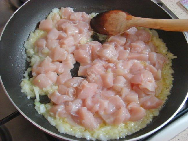 Tavuklu Sultan Kebabı - Yapılışı (4/20) 