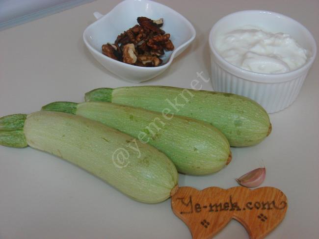 Yoğurtlu Kabak Salatası - Yapılışı (1/12) 
