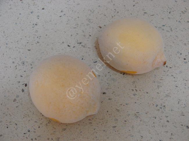 Dondurulmuş Limondan Limonata - Yapılışı (2/12) 