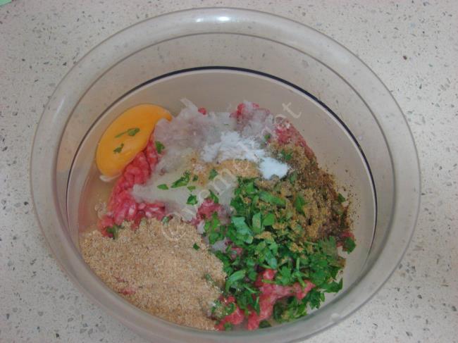 Karbonatlı Köfte - Yapılışı (5/12) 