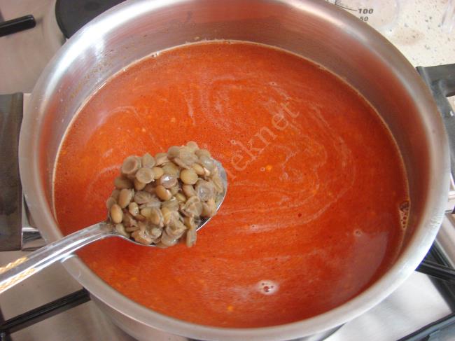 Kıymalı Mercimek Çorbası - Yapılışı (7/12) 