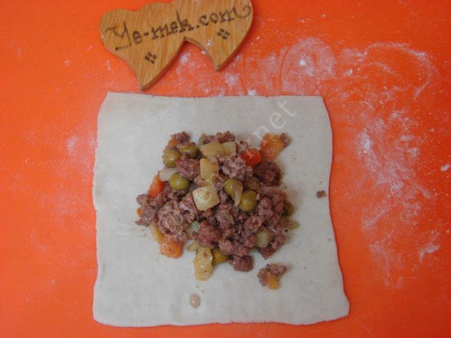 Kıymalı Talaş Böreği - Yapılışı (5/16) 