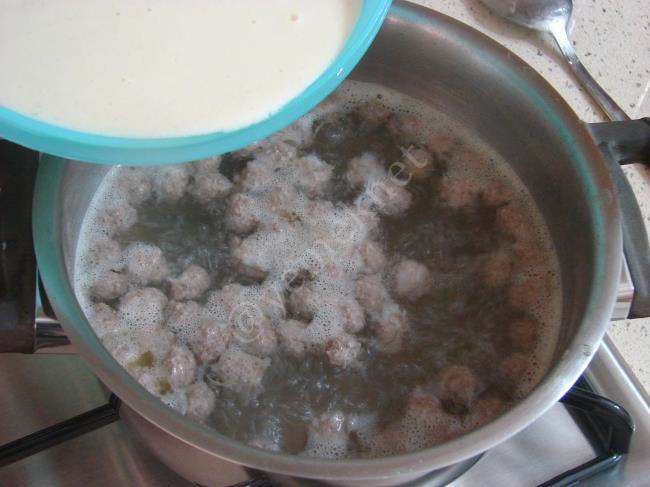 Köfteli Düğün Çorbası - Yapılışı (7/12) 