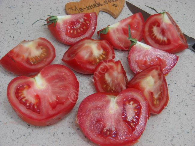 Közlenmiş Domates Çorbası - Yapılışı (2/16) 