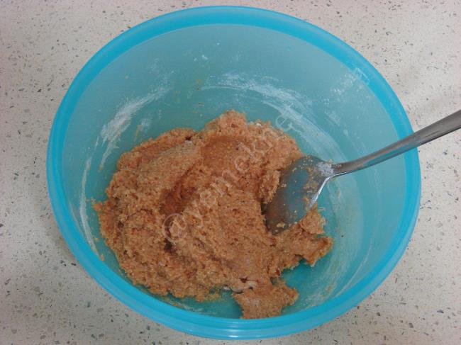 Yoğurtlu Bulgur Köftesi - Yapılışı (5/20) 