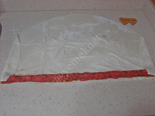 Yufkalı Şiş Köfte - Yapılışı (7/20) 