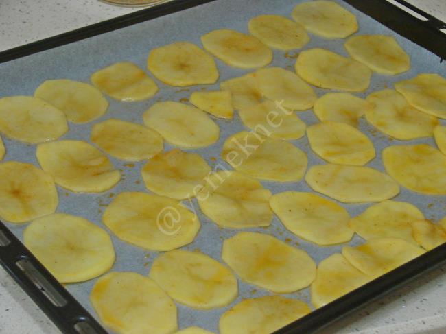 Fırında Patates Cipsi - Yapılışı (6/12) 