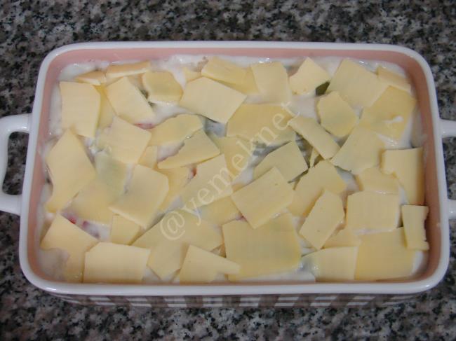 Fırında Taze Fasulye Graten - Yapılışı (8/12) 