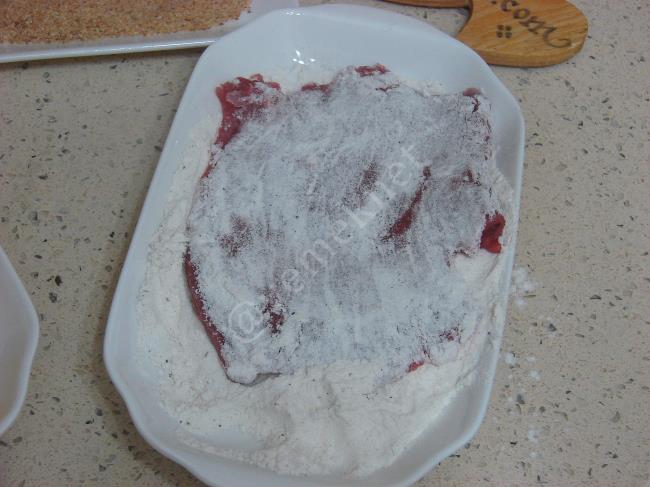 Mısır Gevrekli Et Şinitzel - Yapılışı (5/12) 